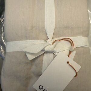 QUINCE Cream Linen pillow sham set